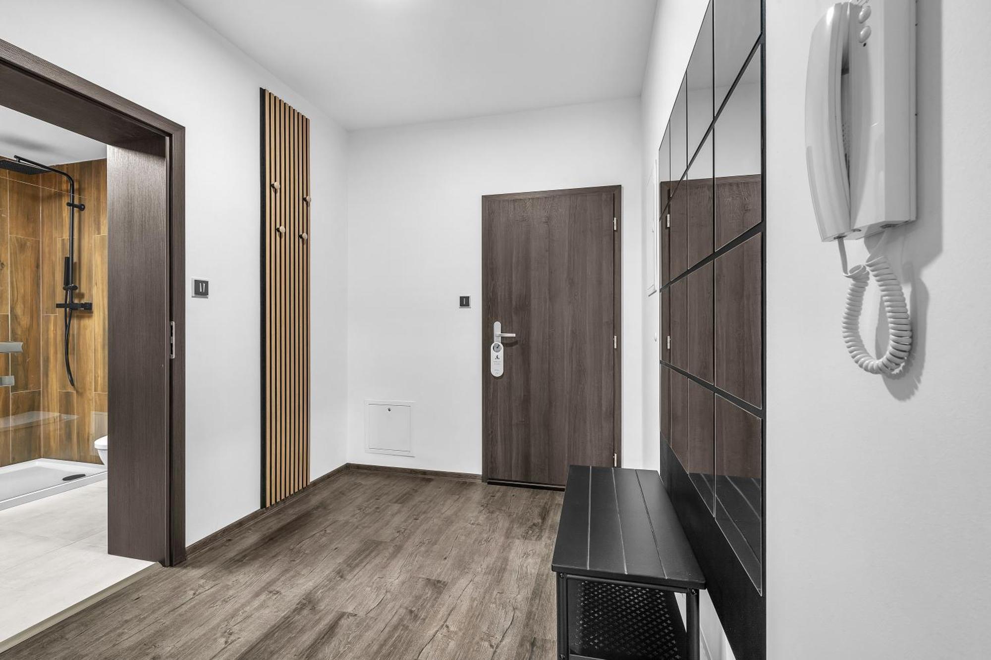 Hotel U Krale Jiriho Stráž pod Ralskem Екстериор снимка